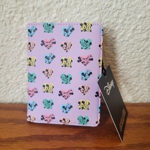 Cakeworthy Minnie Mickey Passport Holder Heart Disney NEW